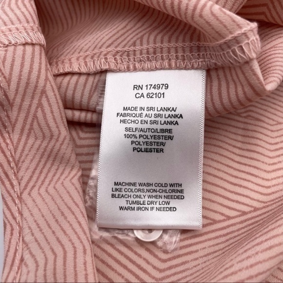 BCBGmaxazria Rose Cream Long Sleeve Cold Shoulder Top Blouse Silk Chevron Pink - Picture 3 of 12